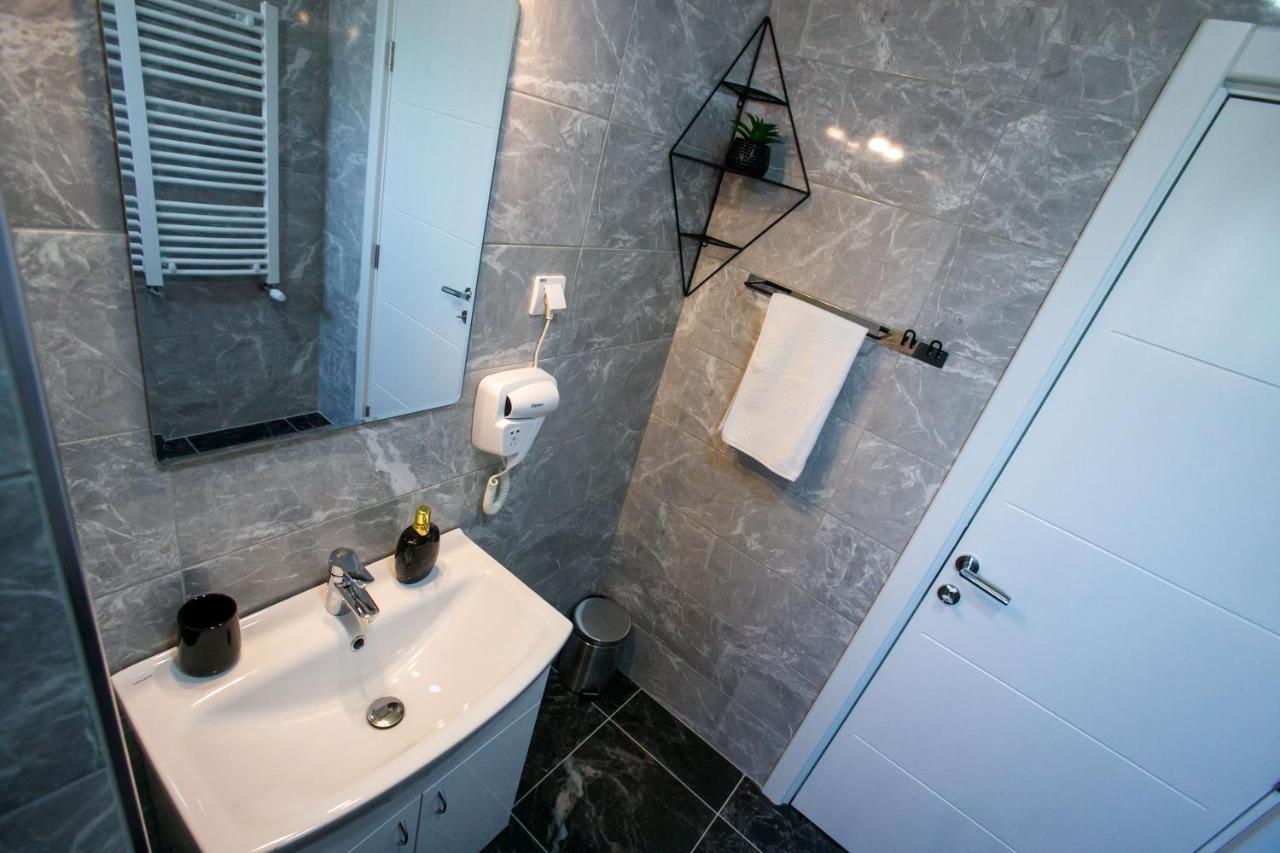 Apartman Paratetis 1 ปาลิช ภายนอก รูปภาพ